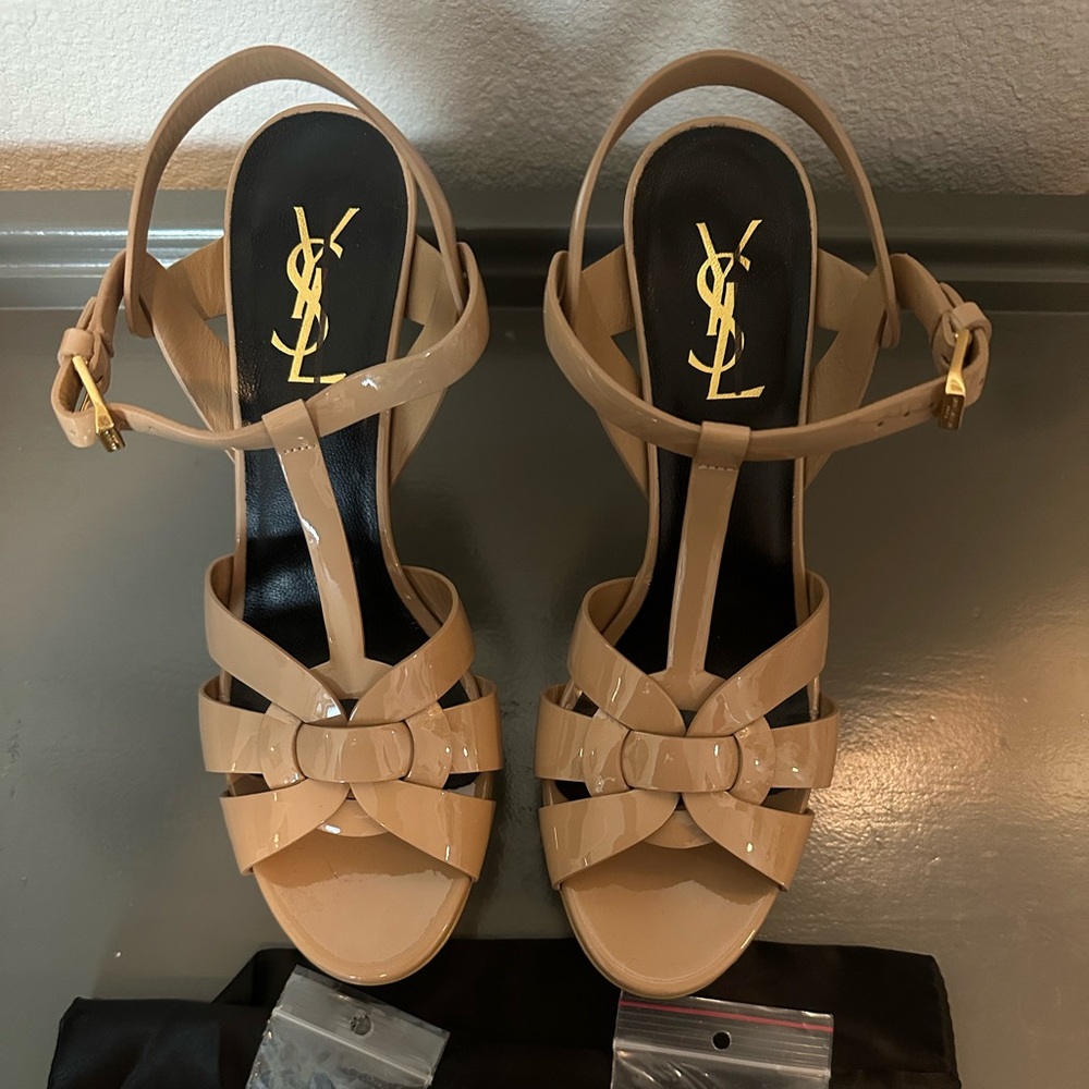 YSL Saint Laurent Dark Beige Patent Tribute Platform Sandals Size 38 NEW